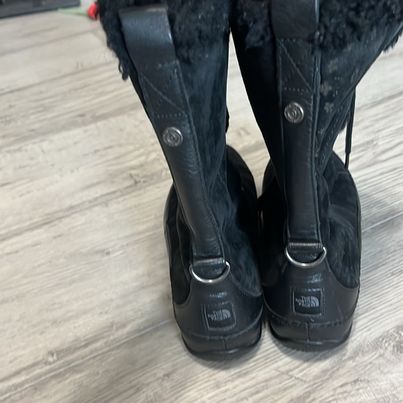 The North Face lace up boot size 7.5 - Picture 6 of 7